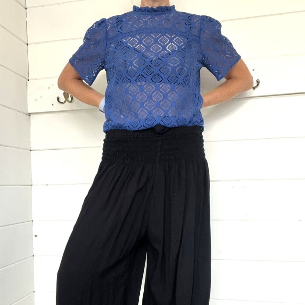 LOFT Soft Sheer Blue Lace Short Sleeve Blouse - Size Sm